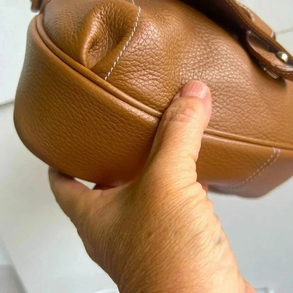 Tods Leather Hobo Bag in EUC - Picture 6 of 13